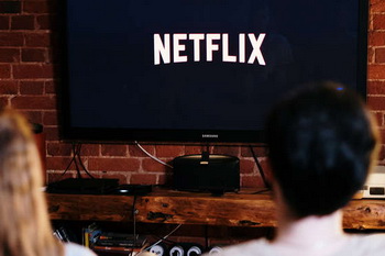 Netflix  