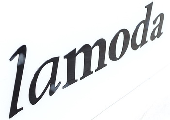 - Lamoda